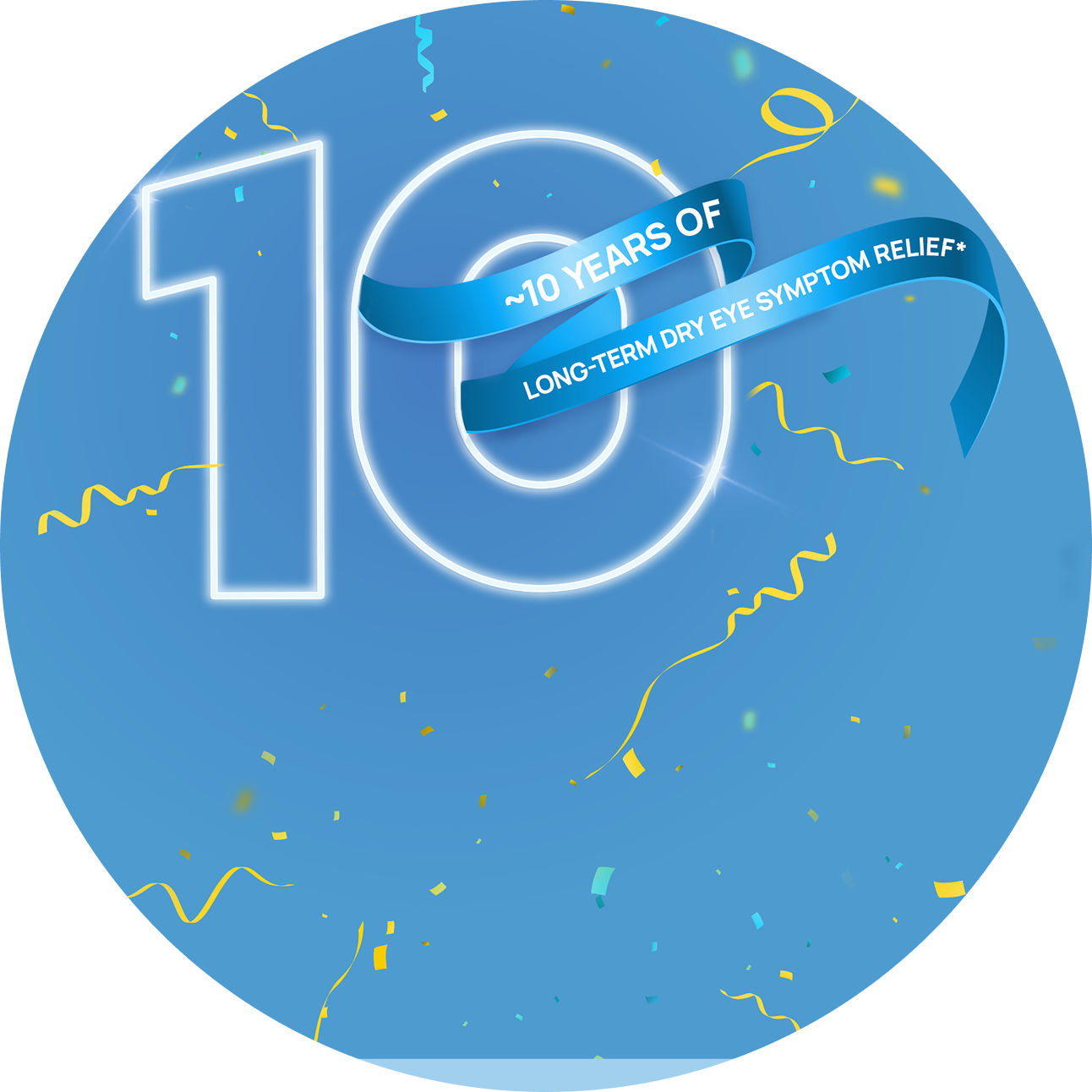 Julie Bowen smiling with he chin on her fist